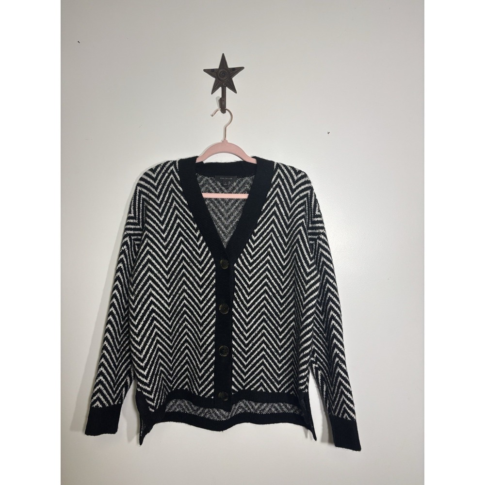 Ann Taylor Black And White Cardigan Button Up Size Medium V Neck